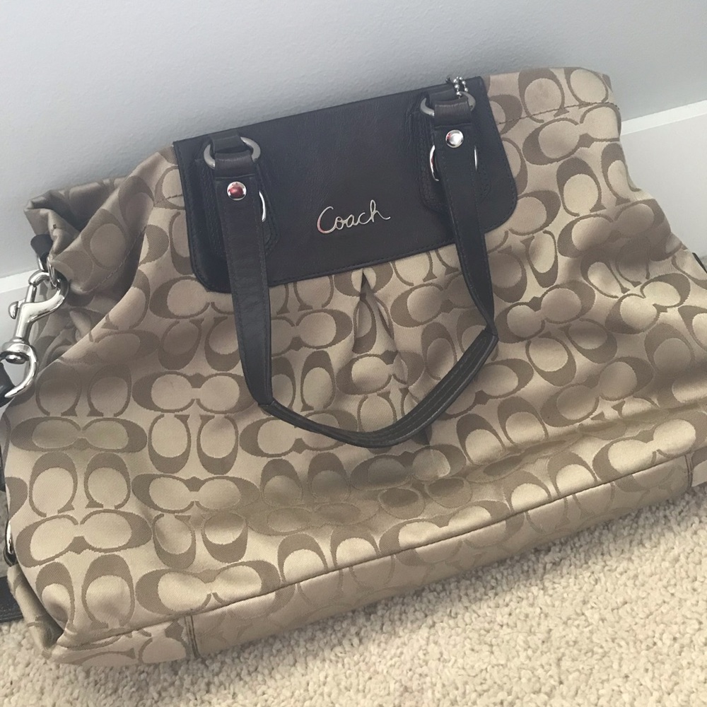 Coach Handbag - Picture 2 of 5